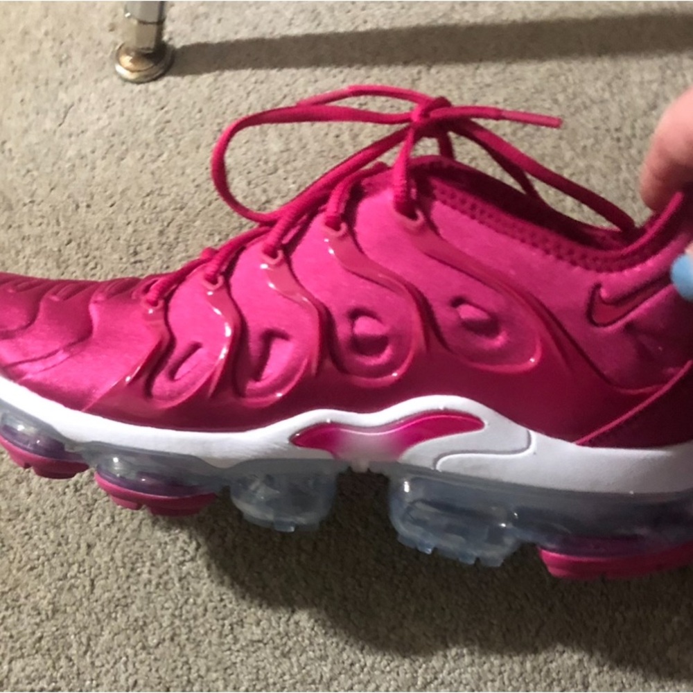 Ladies Nike Vapormax Plus size 11 pink